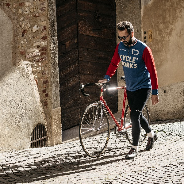 Löffler Bike Zip-Off Jacket San Remo 2 Windstopper Light - Cycling jacket  Men's | Free EU Delivery | Bergfreunde.eu